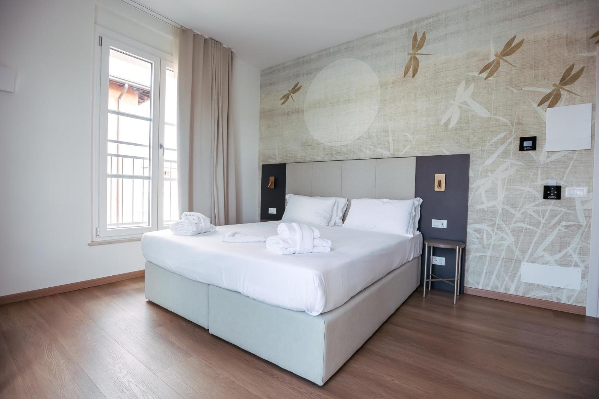 Hotel Arilica Peschiera del Garda Habitación foto